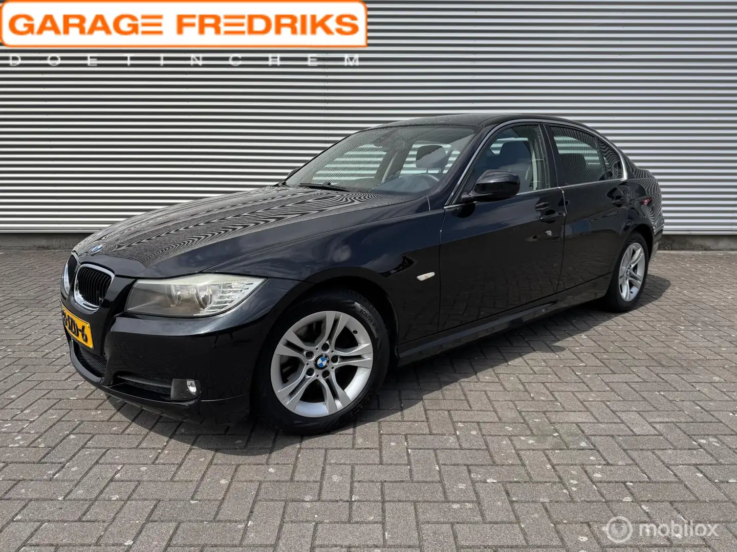 BMW 316 3-serie 316i Business Line | Xenon koplamp | Cruis crna - 1