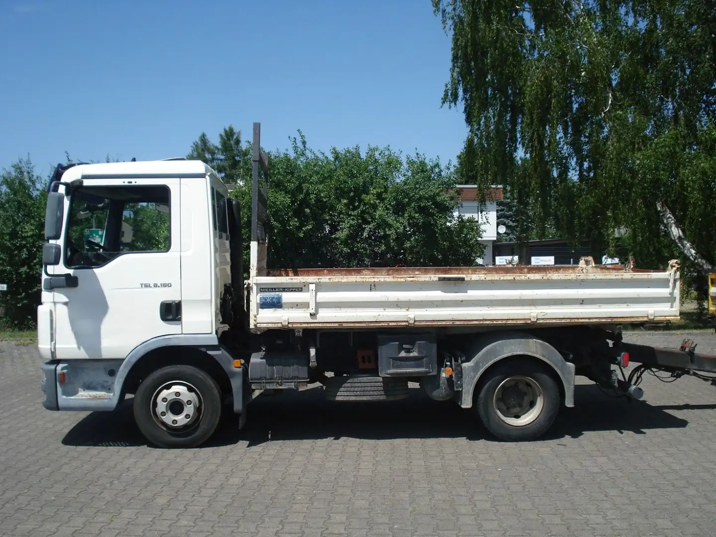 MAN TGL 8.180  3ST-KIPPER! 67.000KM! TÜV-NEU! 1-HD! Weiß - 1