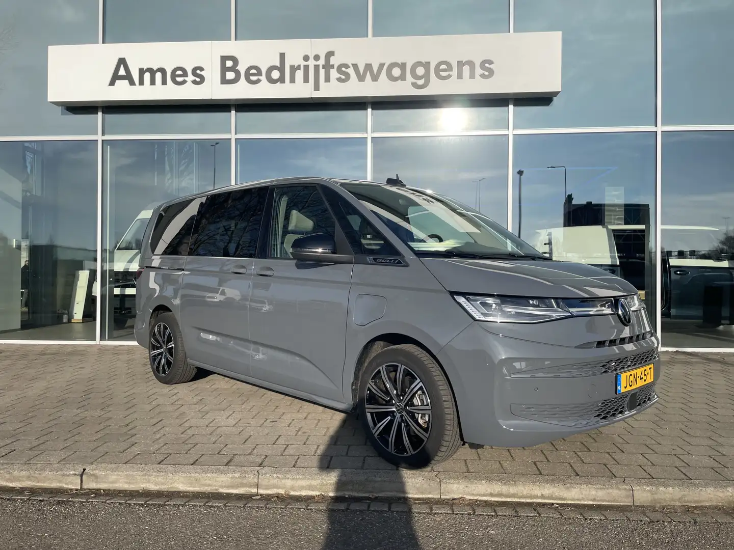 Volkswagen 1.5 eHybrid L2 4Motion | 7 Zits | Panoramadak Gris - 2