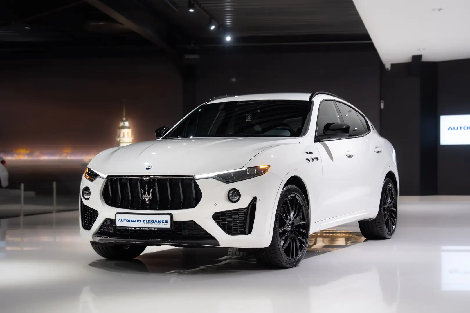 Maserati Levante *1HD*SPORT-AUSPUFF*SOFT-CLOSE*CARBON*LUFT Weiß - 1