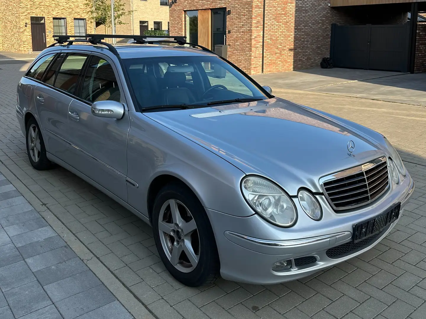 Mercedes-Benz E 220 E 220 T CDI Automatik Elegance Argent - 2