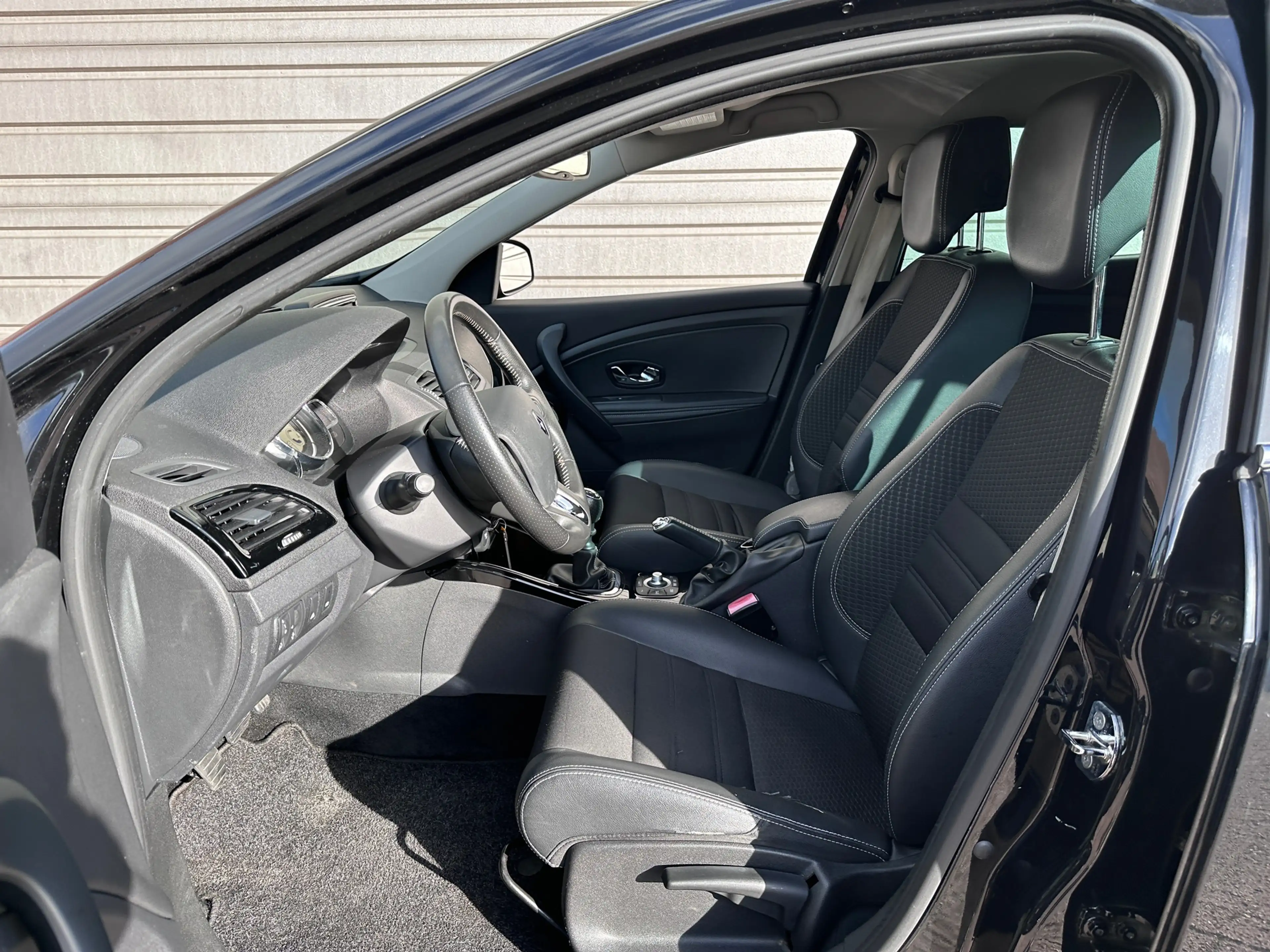 Renault Megane Estate 1.2 TCe Bose|Trekhaak|Navigatie|Climate Con — photo 10
