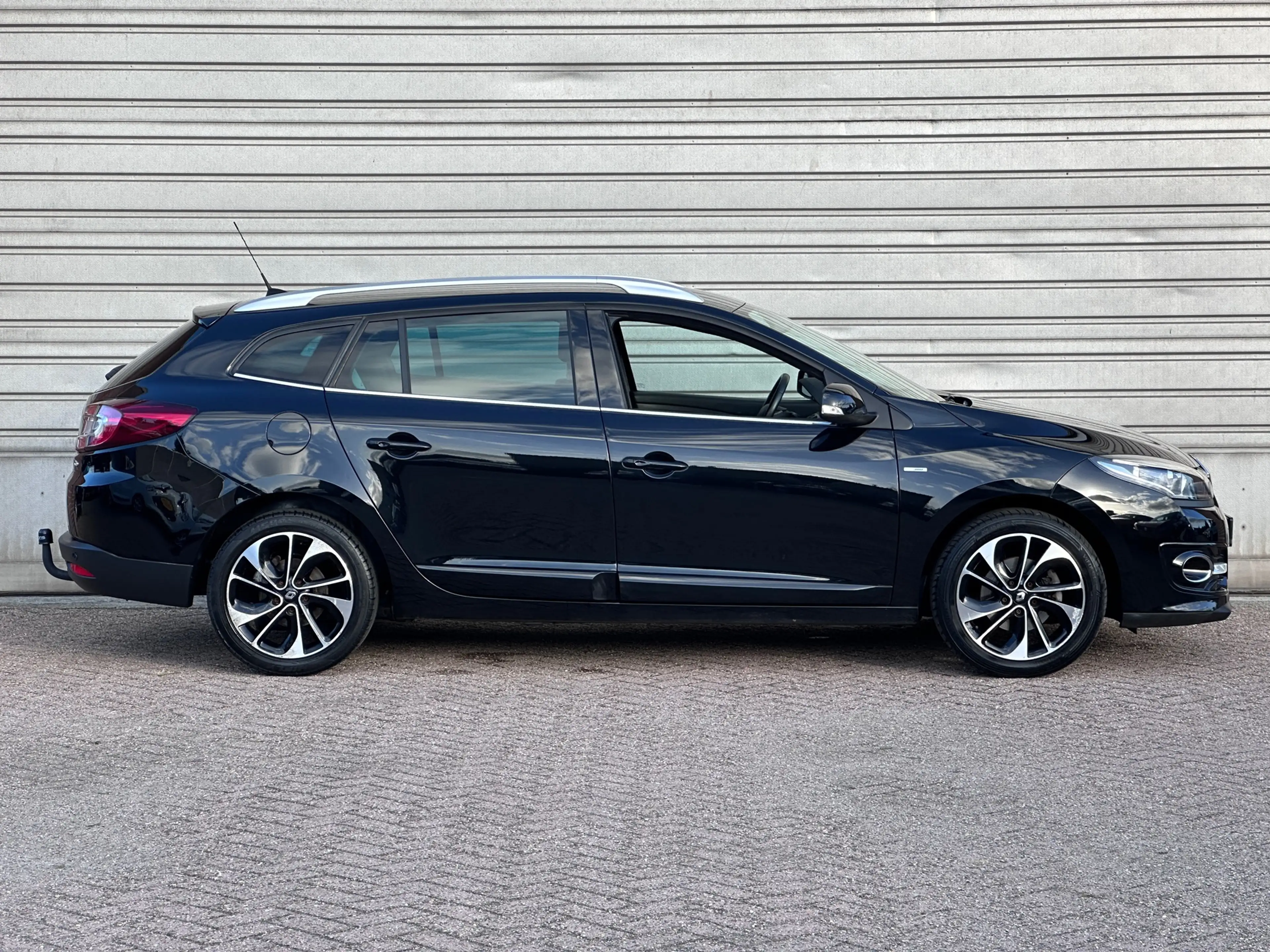 Renault Megane Estate 1.2 TCe Bose|Trekhaak|Navigatie|Climate Con — photo 14