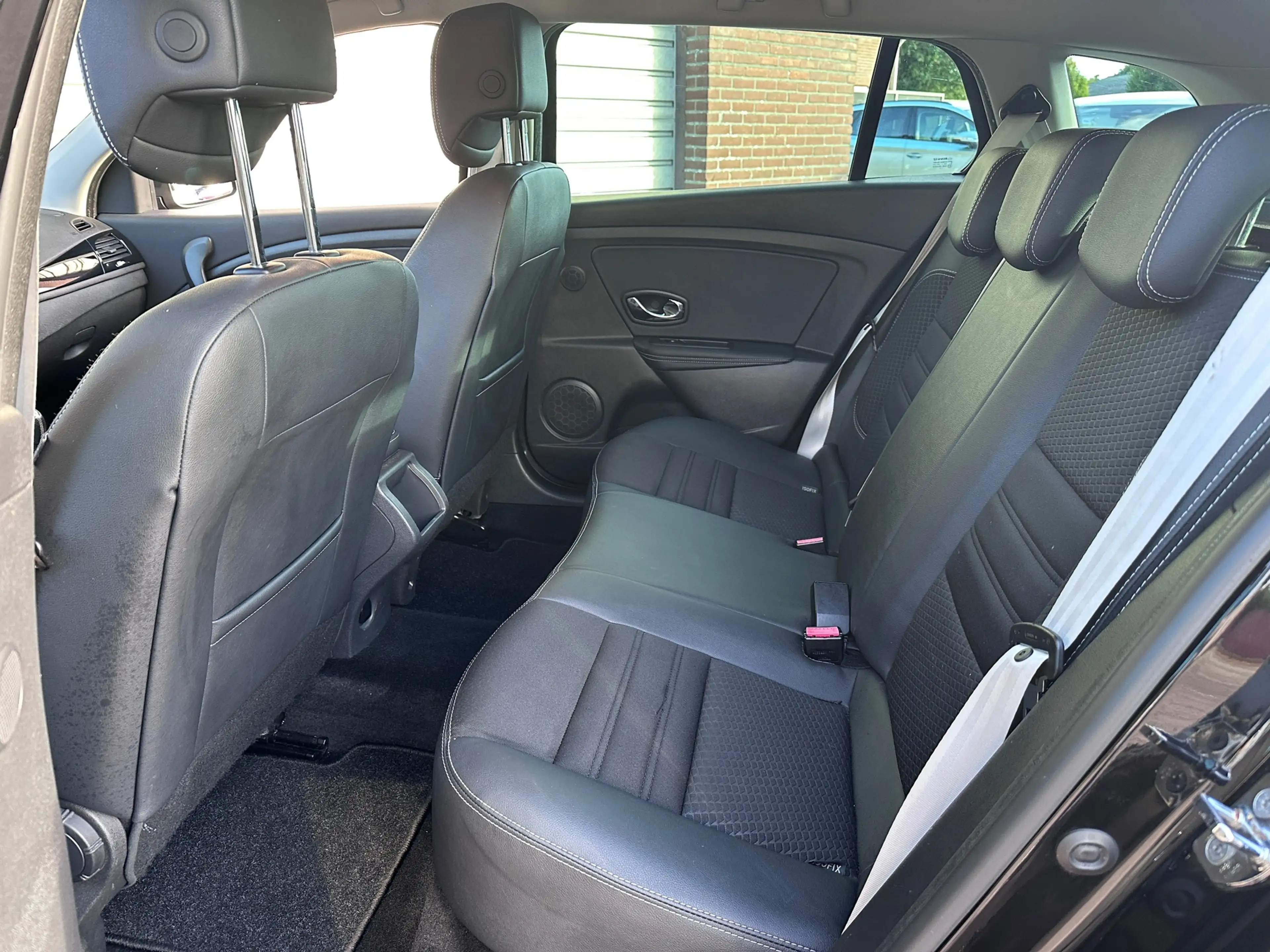 Renault Megane Estate 1.2 TCe Bose|Trekhaak|Navigatie|Climate Con — photo 11