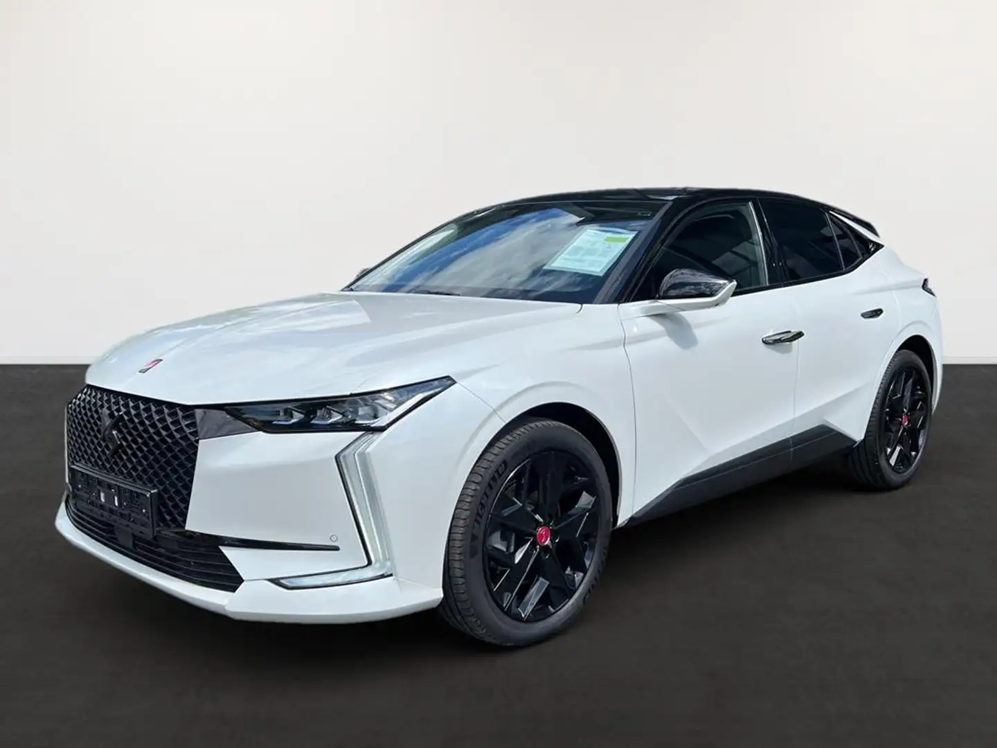 DS Automobiles DS 4 PureTech 180 Performance Line+ Weiß - 2
