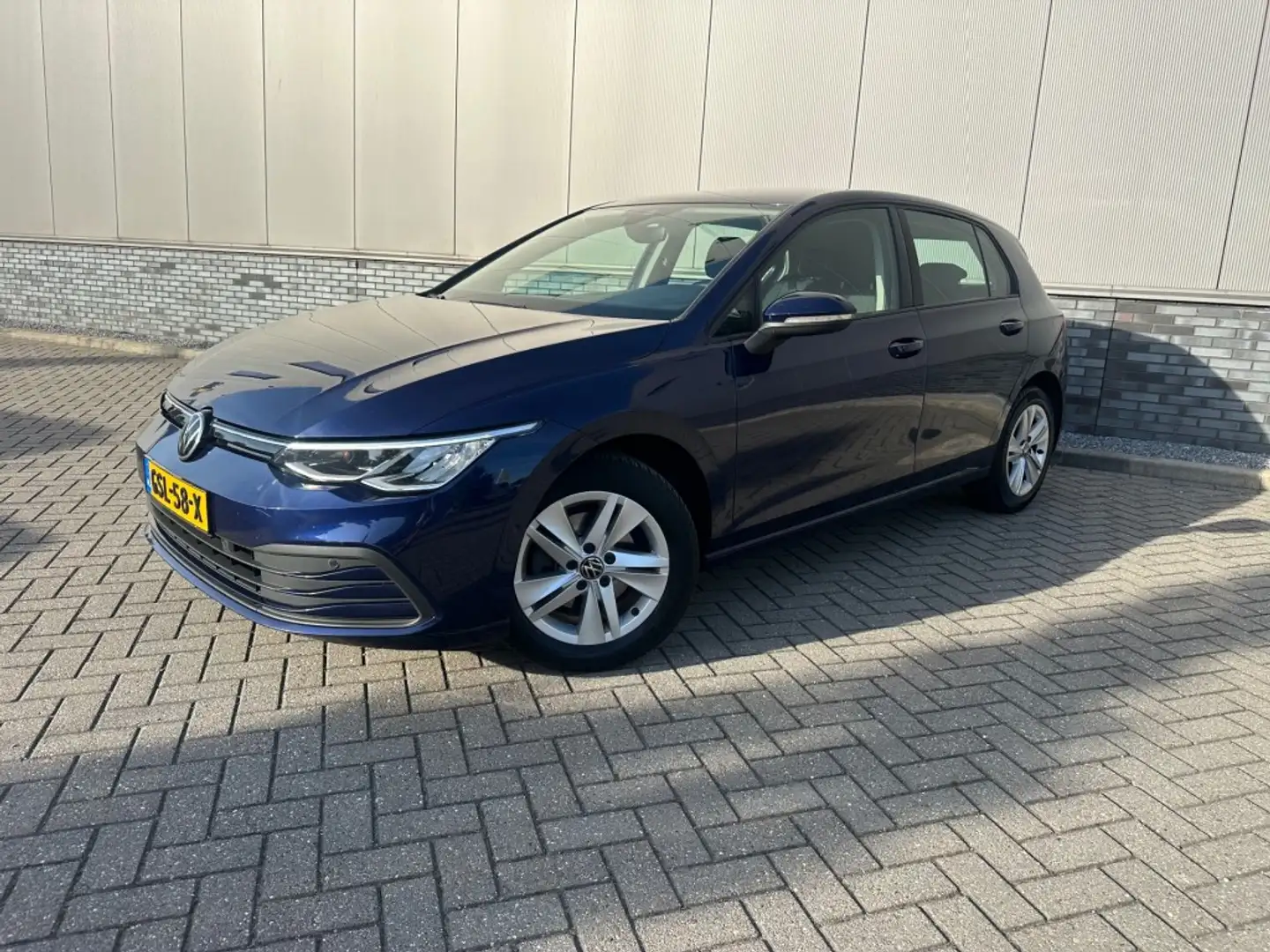 Volkswagen Golf LIFE Nieuw Type Virtueel dashboard Blauw - 1