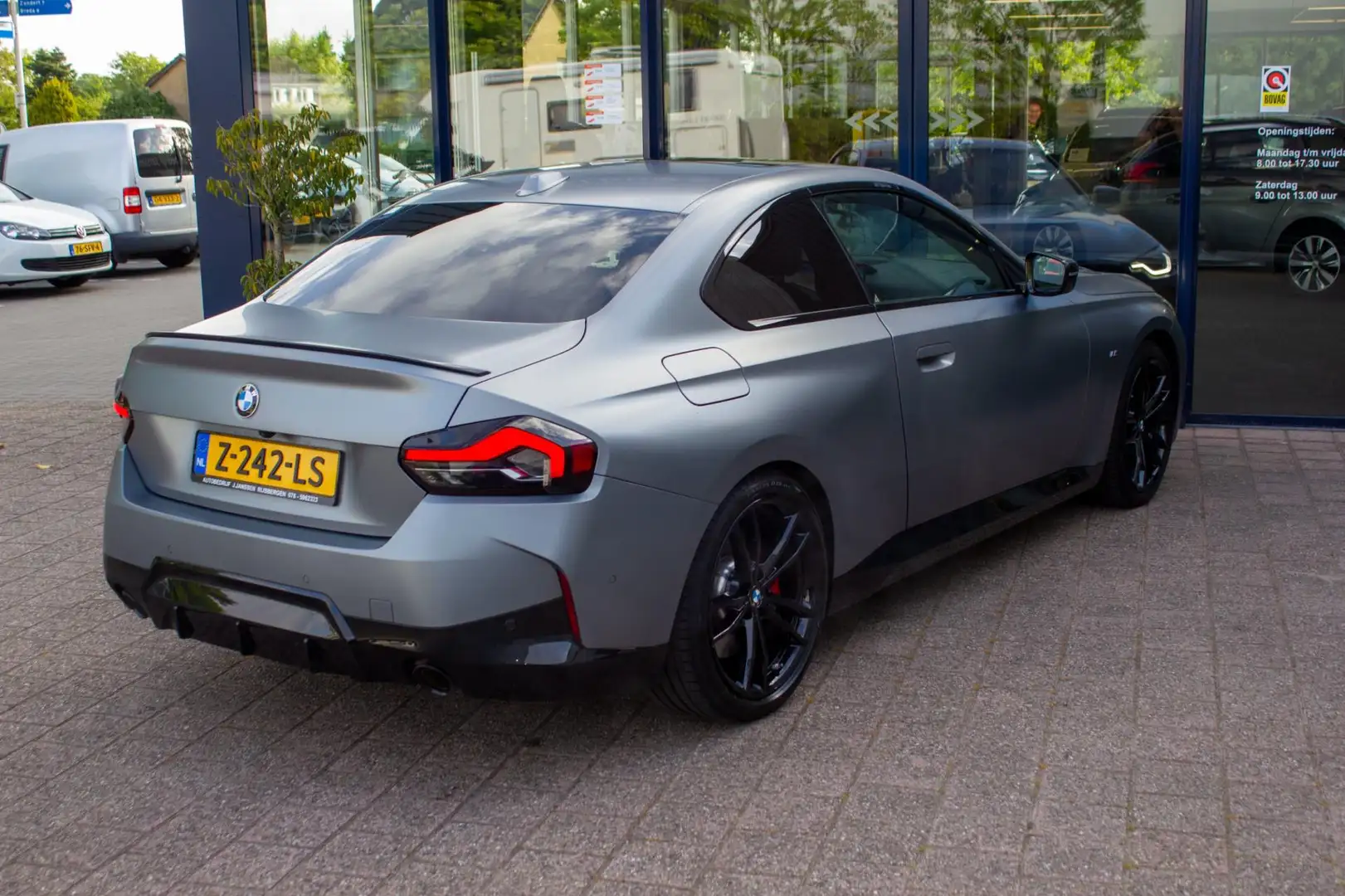 BMW 218 2-serie Coupé 218i M-Pakket | Prijs rijklaar incl. Grigio - 2