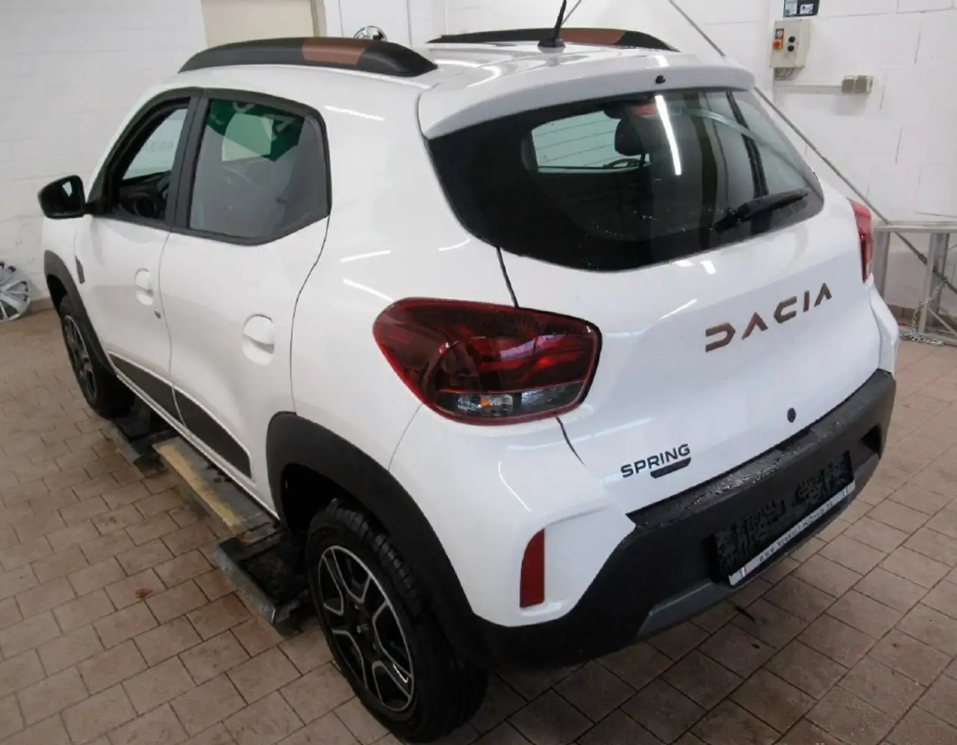 Dacia Spring Electric Extreme 65 CCS - Kamera Weiß - 2