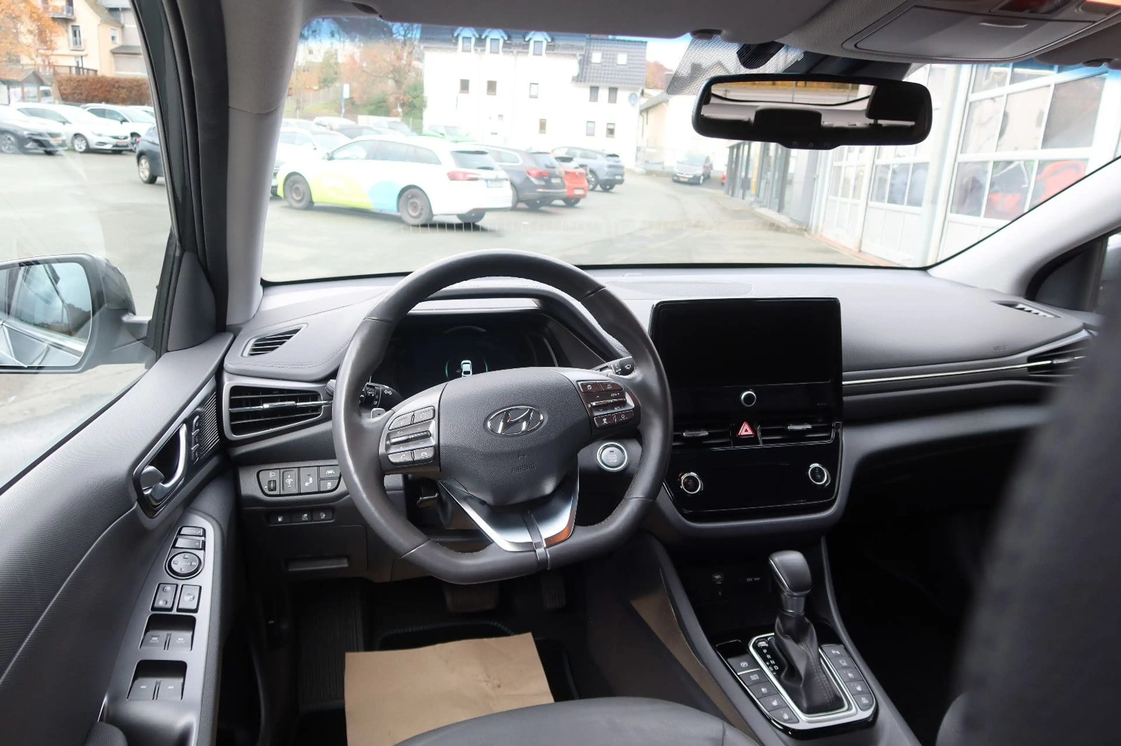 Hyundai IONIQ Ioniq Prime Plug-In Hybrid — photo 7