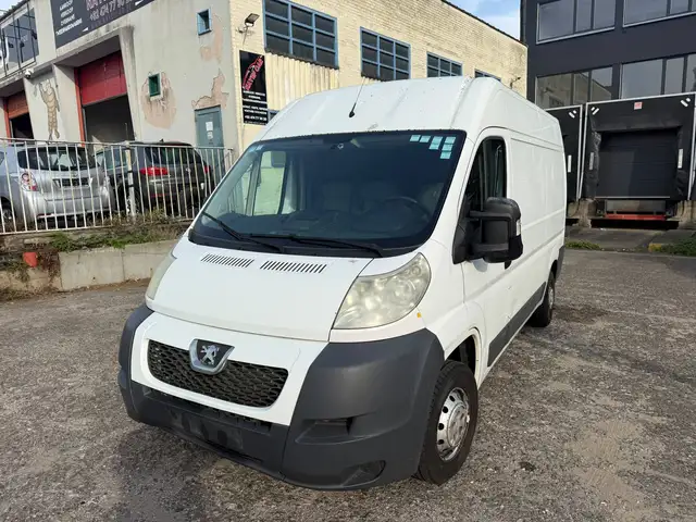 Peugeot Boxer 2.2 e-HDi L2H2 FAP STT (EU5)