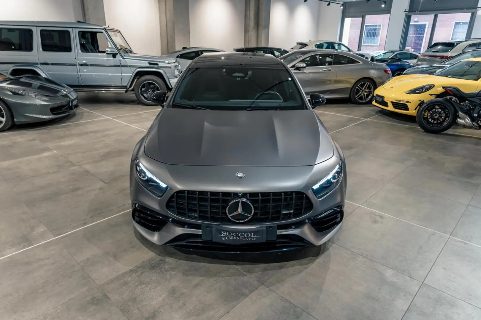 Mercedes-Benz A 45 AMG A 45S AMG 4Matic+ AMG Line Premium Plus*TETTO*IVA Šedá - 2