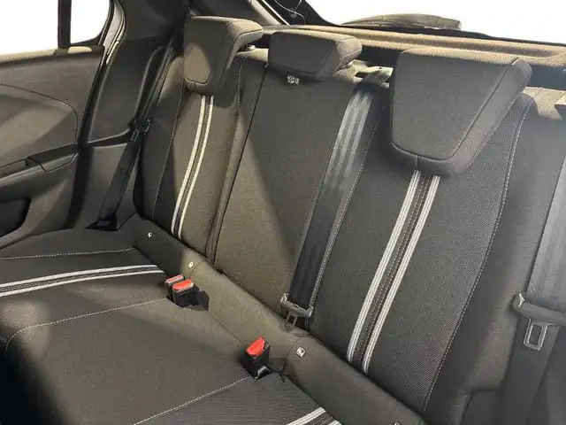 Opel Corsa view 9