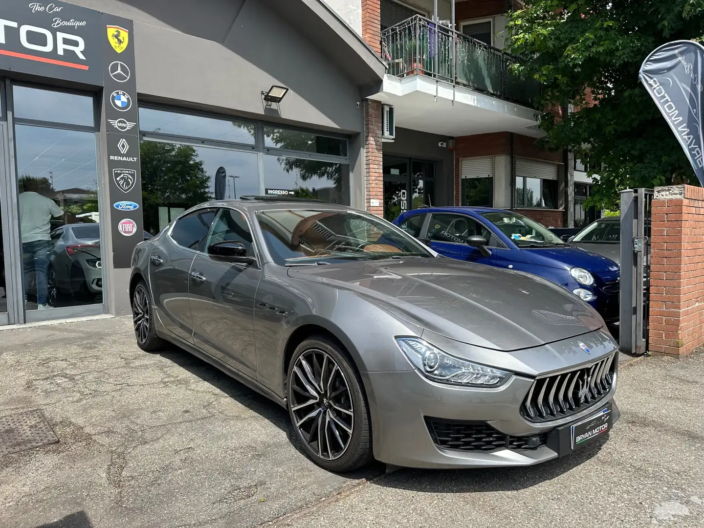 Maserati Ghibli V6 Diesel Granlusso Grigio - 2