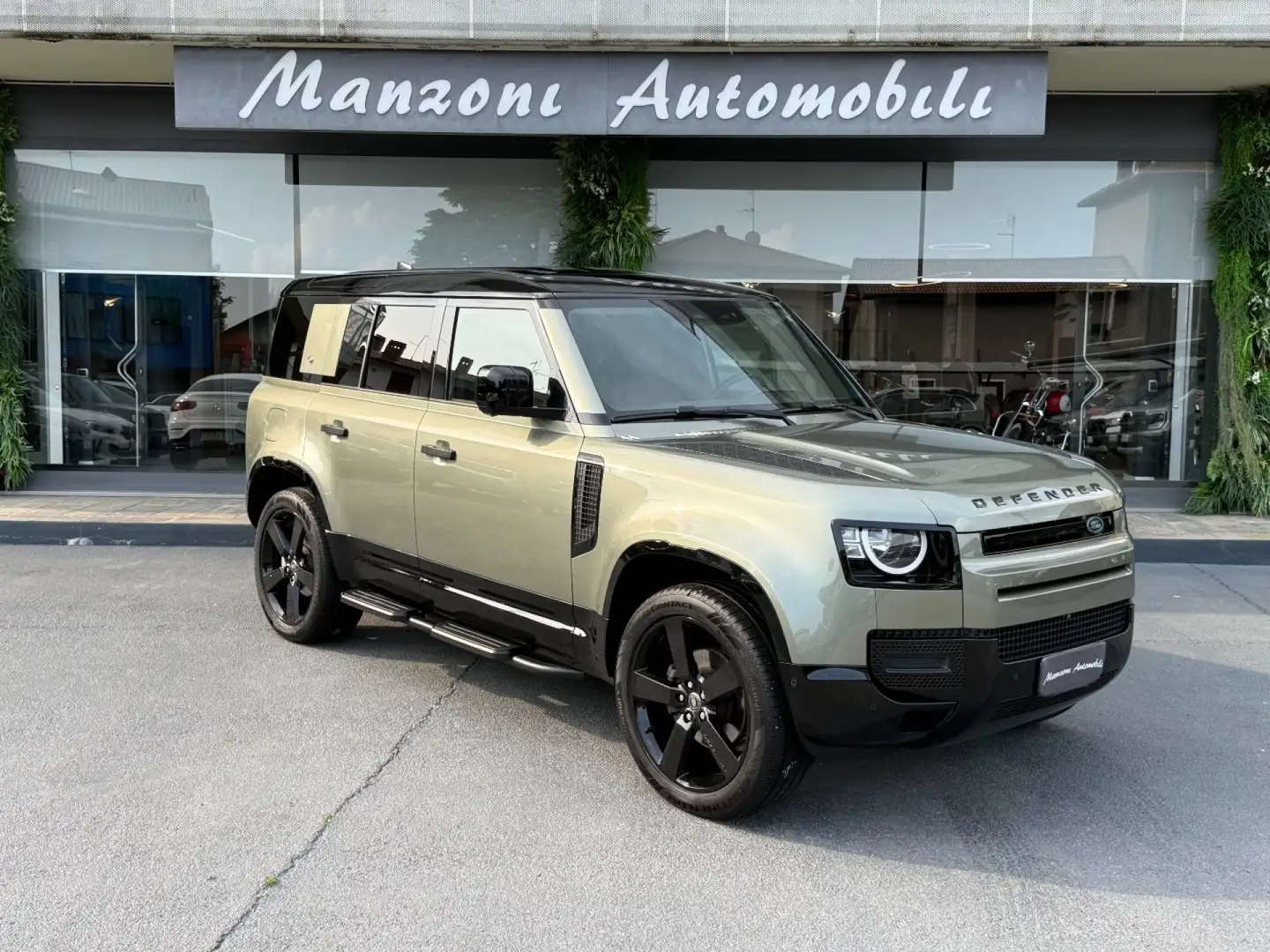Land Rover Defender 110 3.0D I6 250 CV AWD Auto S UNICO PROPRIETARIO Verde - 1