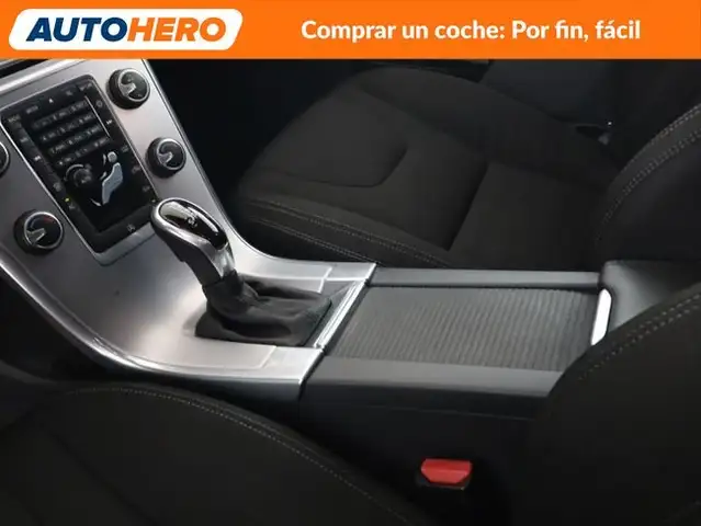 Volvo XC60 view 28