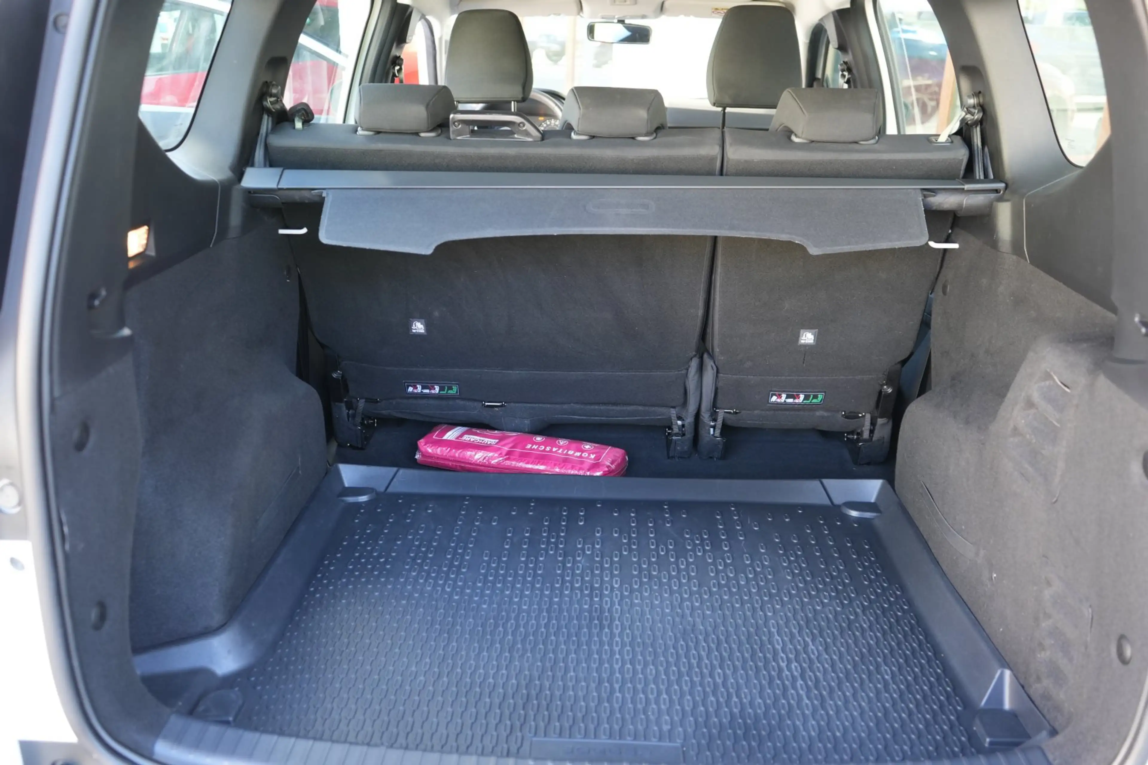 Dacia Jogger 1.0 TCe 100 ECO-G Expression Klima 1Hd. Allwetterr — photo 13