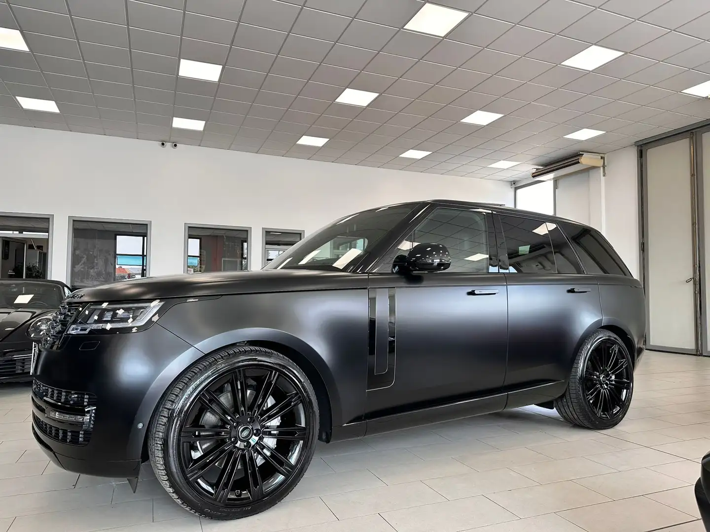 Land Rover Range Rover 3.0d i6 mhev HSE awd 249cv auto Noir - 2