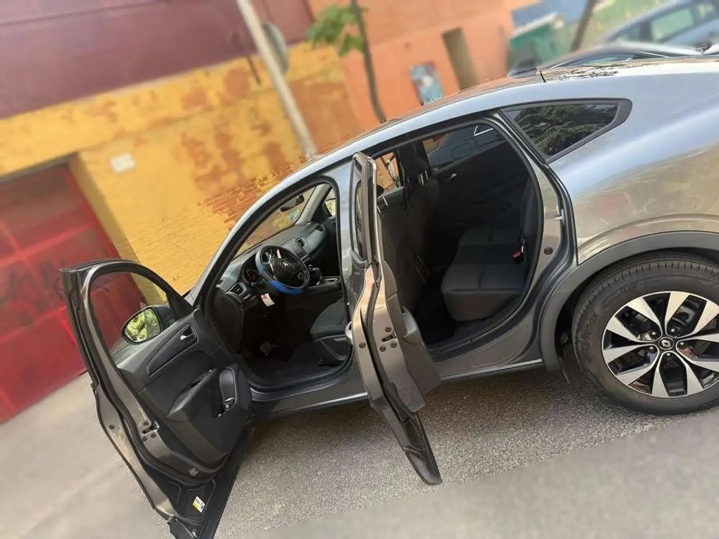 Renault Arkana Techno TCe 103kW(140CV) EDC mild hybrid Gris - 2