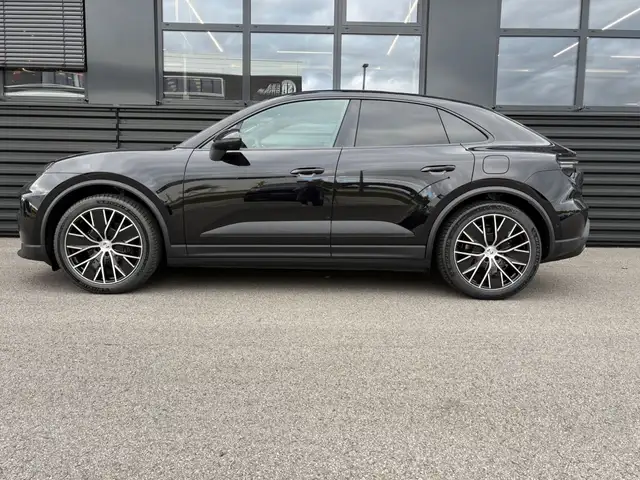 Porsche Macan Electric 4 LUFT PANO-BOSE-PAS-EL.AHK-21-DP