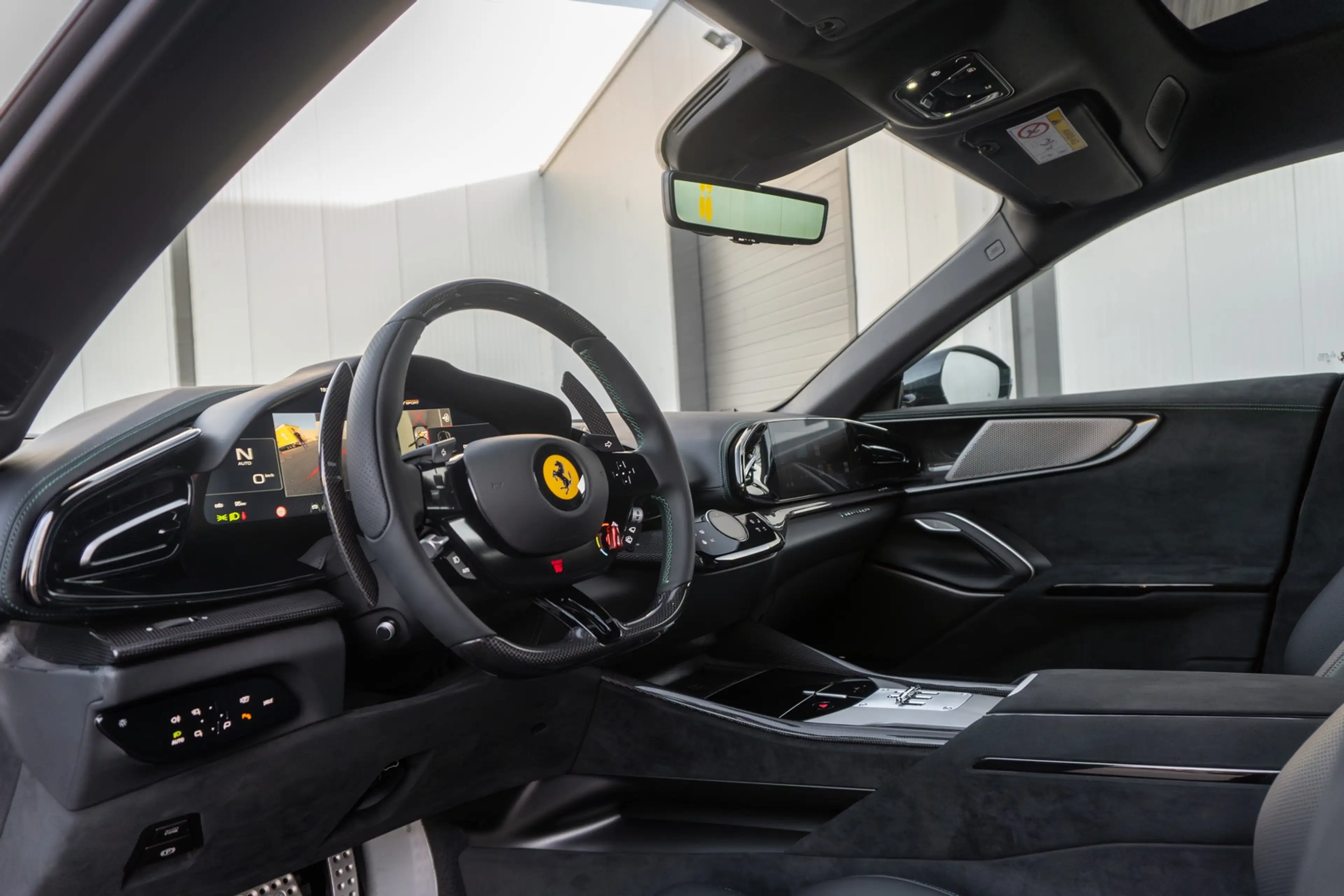 Ferrari Purosangue - Verde Zeltweg - Lift - Panorama - NEW — photo 3