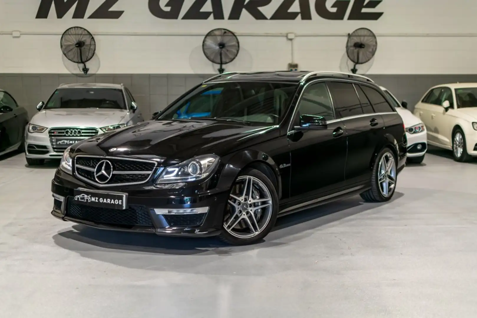 Mercedes-Benz C 63 AMG Estate Zwart - 1