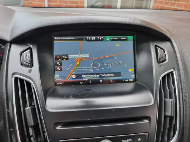 Ford Focus view 13