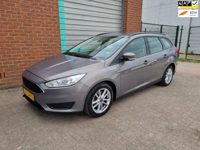 Ford Focus main image