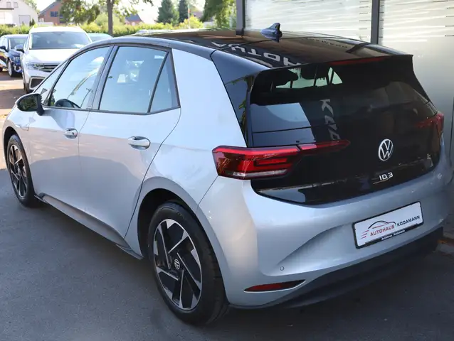 Volkswagen Id.3 view 7