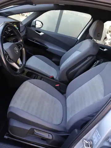 Volkswagen Id.3 view 11