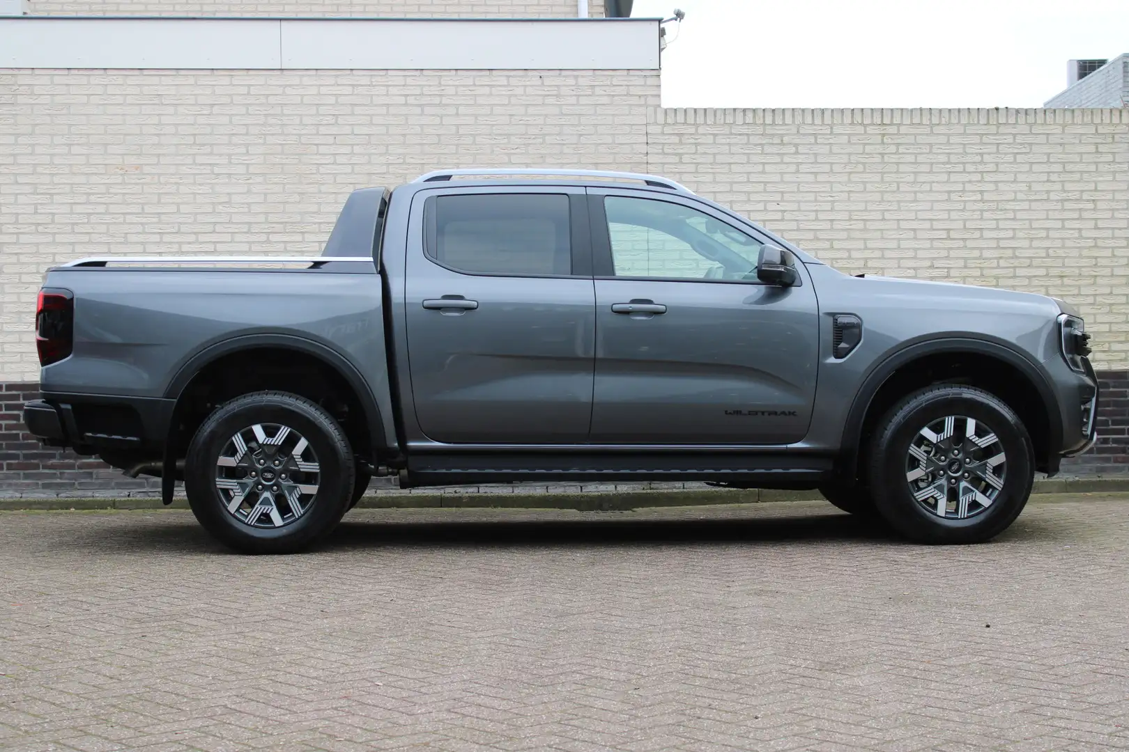 Ford Ranger 2.3 Double Cab PHEV Wildtrak | B&O | Trekhaak | El Gris - 2