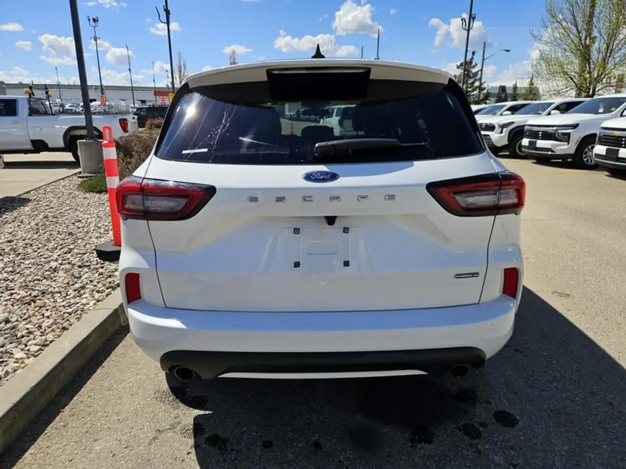 Ford Escape снимка Ford Escape