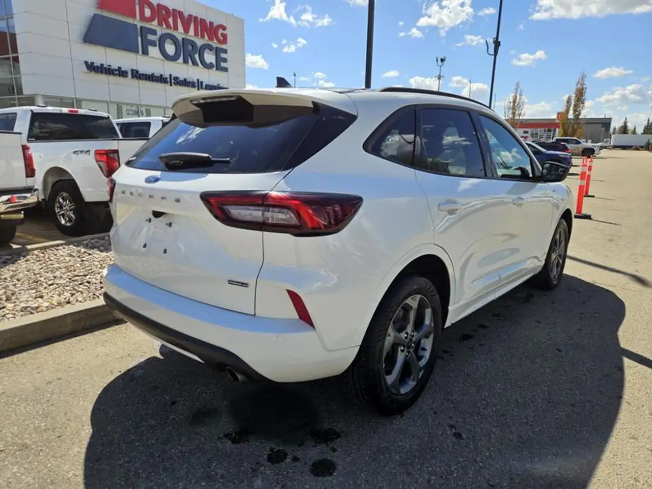 Ford Escape снимка Ford Escape