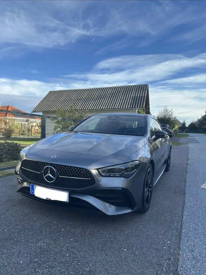 Mercedes-Benz CLA 180