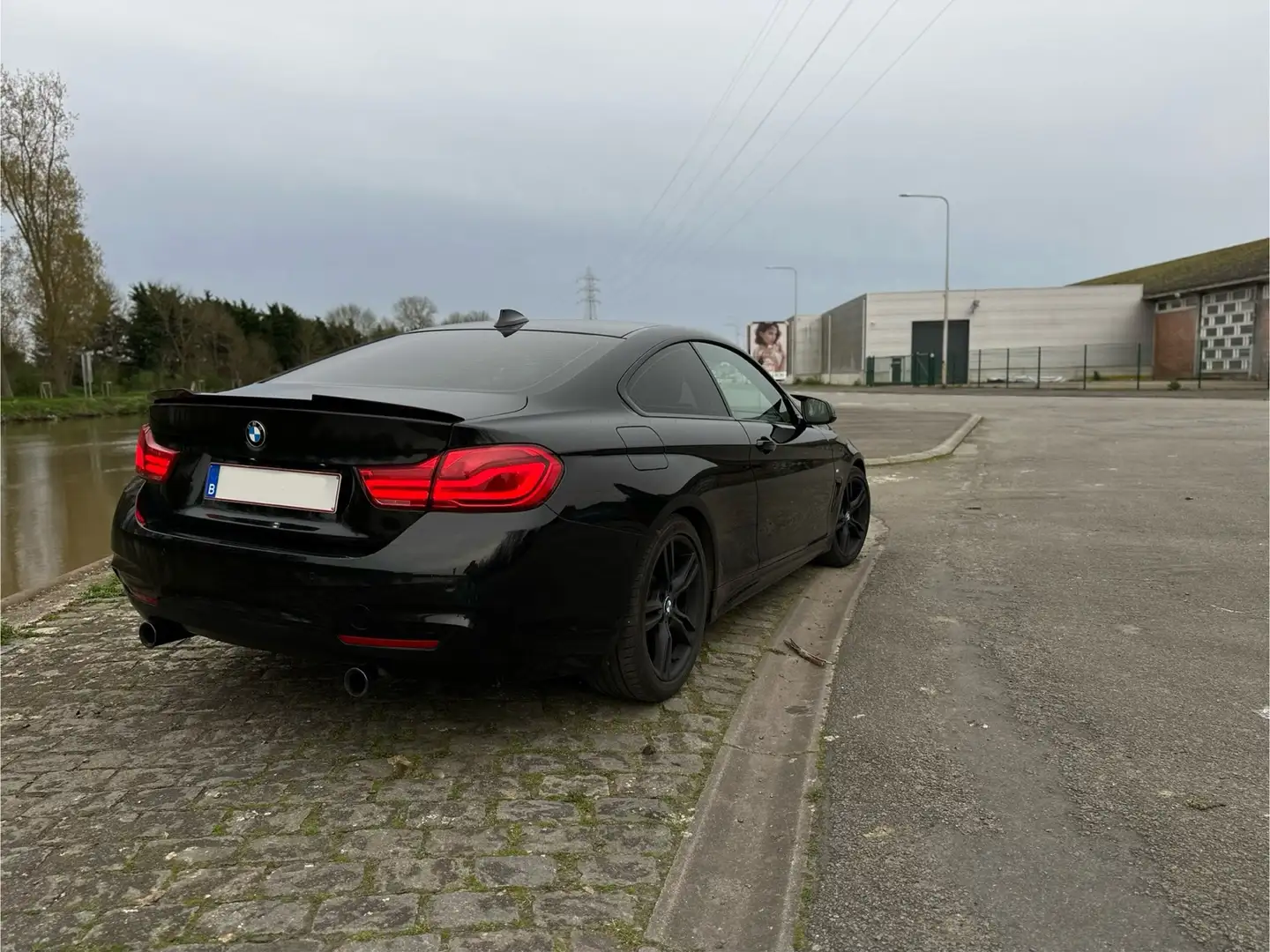 BMW 420 420i pack M (440i look) Noir - 2