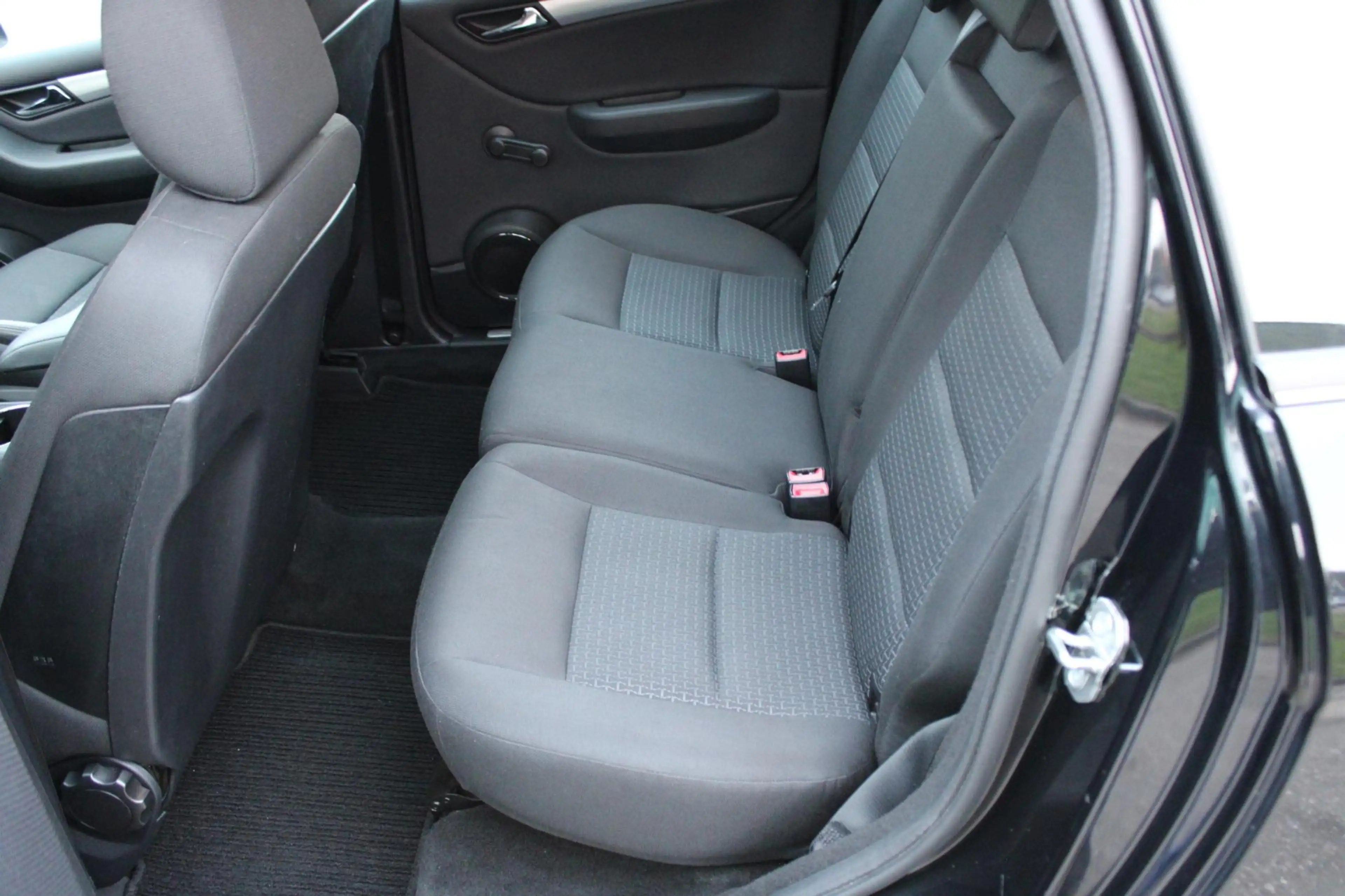 Mercedes-Benz B 160 BlueEFFICIENCY Business Class — photo 14