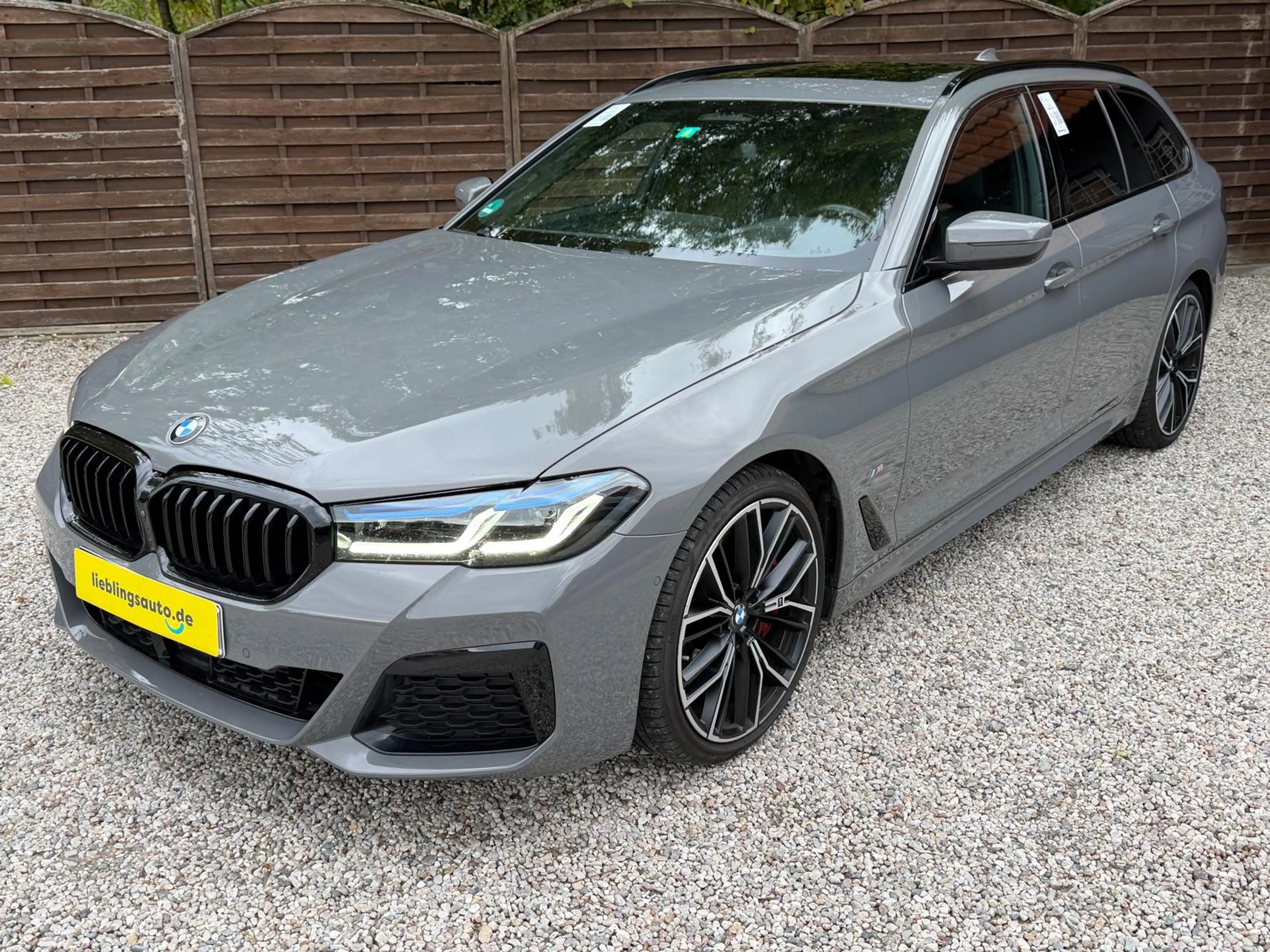 BMW 540 i xDrive Touring M Sport Laser AHK ACC HeadUp