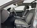 Volkswagen Passat Variant 1.5TSI DSG Business Navi Pano AHK Silber - thumbnail 10