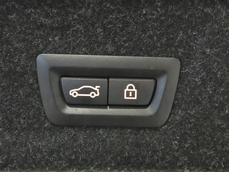 BMW 318 dA Berline G20 *TOIT OUVRANT-CUIR-LED-NAVI-PARKING AV&AR* — photo 15