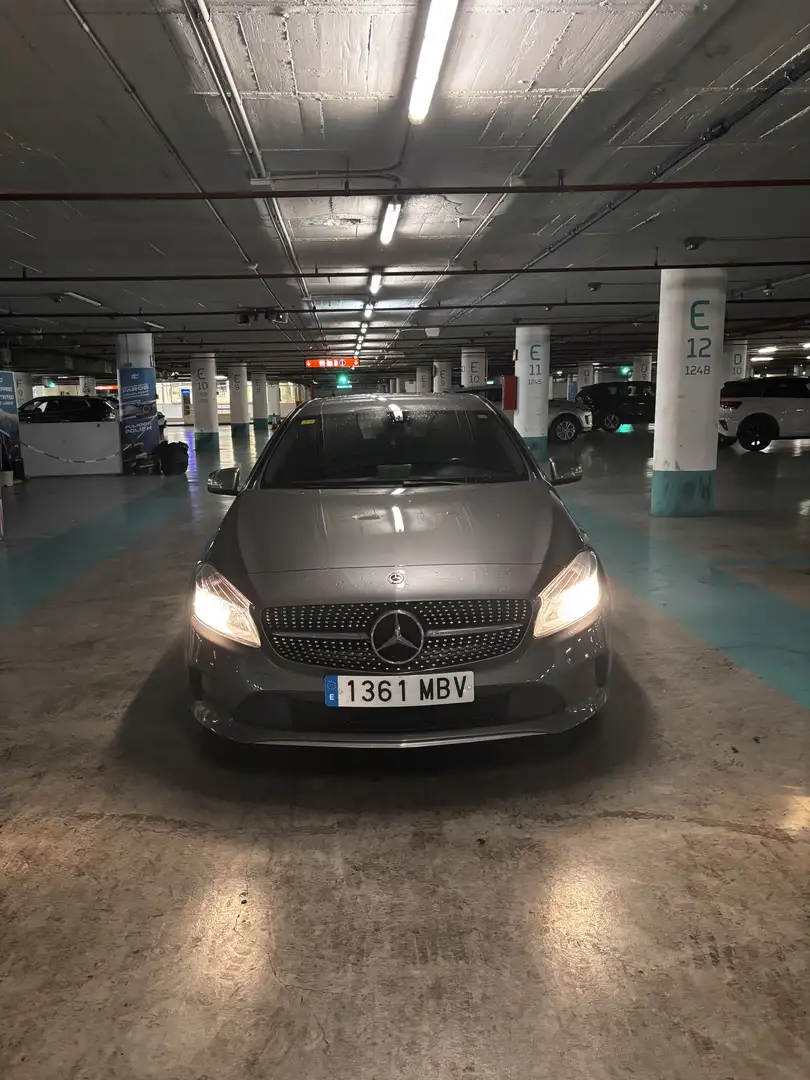 Mercedes-Benz A 180 180d - 1