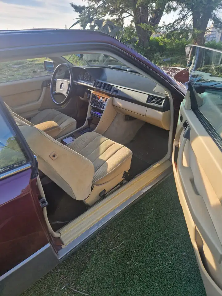 MERCEDES-BENZ 230 CE COUPÉ – 1991, foto 11