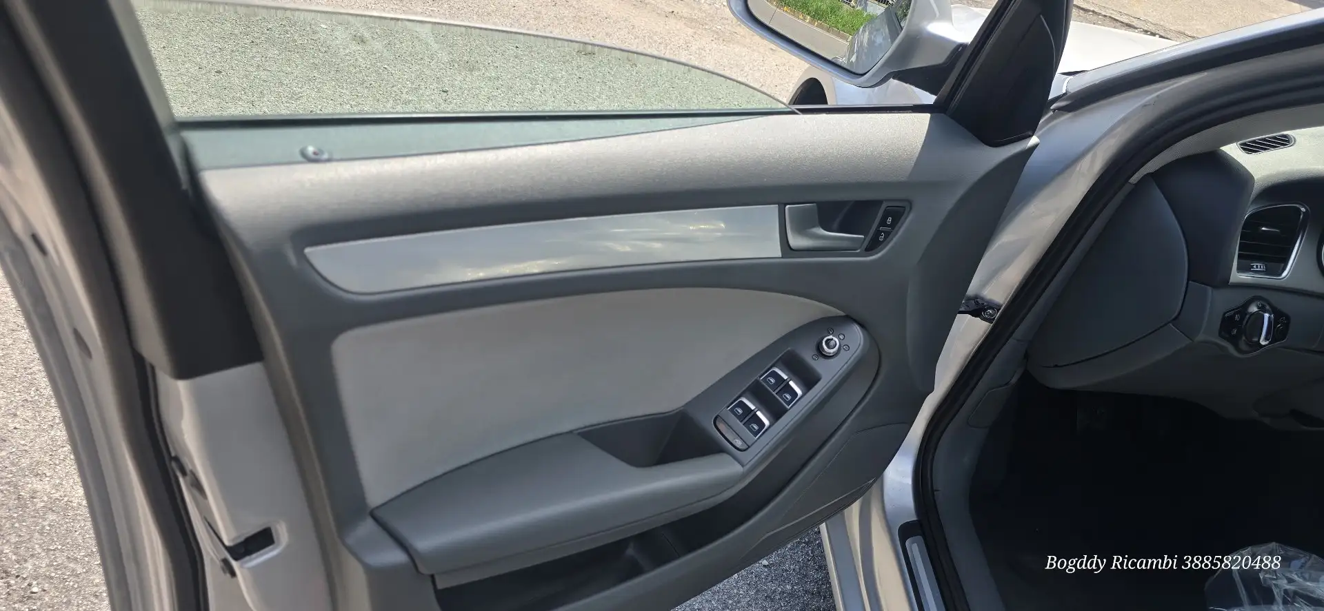 Audi A4 Avant 2.0 TDI DPF Ambition - 2