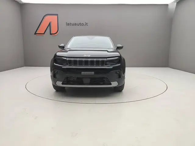 Jeep Avenger view 2