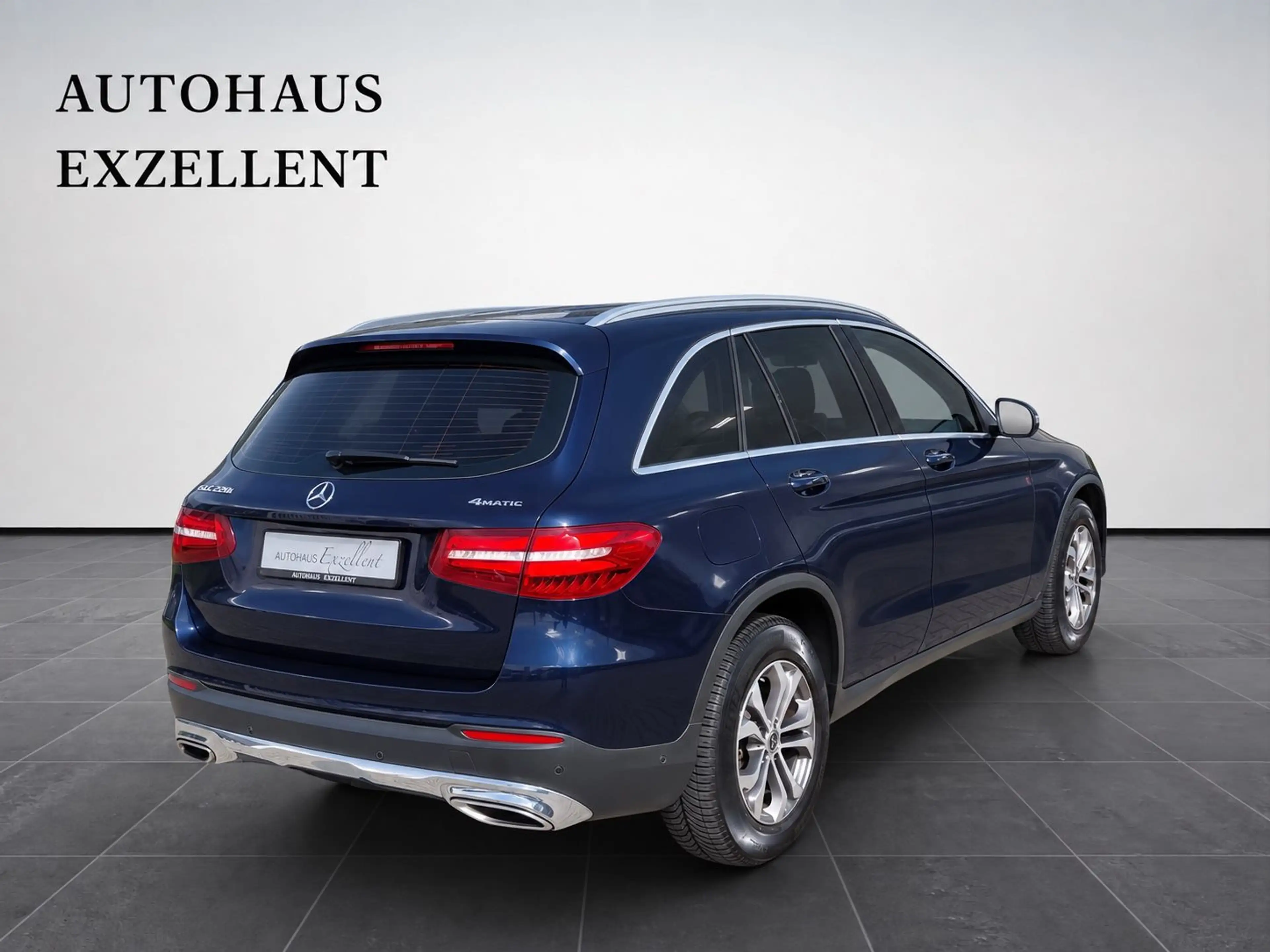 Mercedes-Benz GLC 250 4Matic*ALU*LED*LEDER*NAVI*PANO*360°*SHZ — photo 6