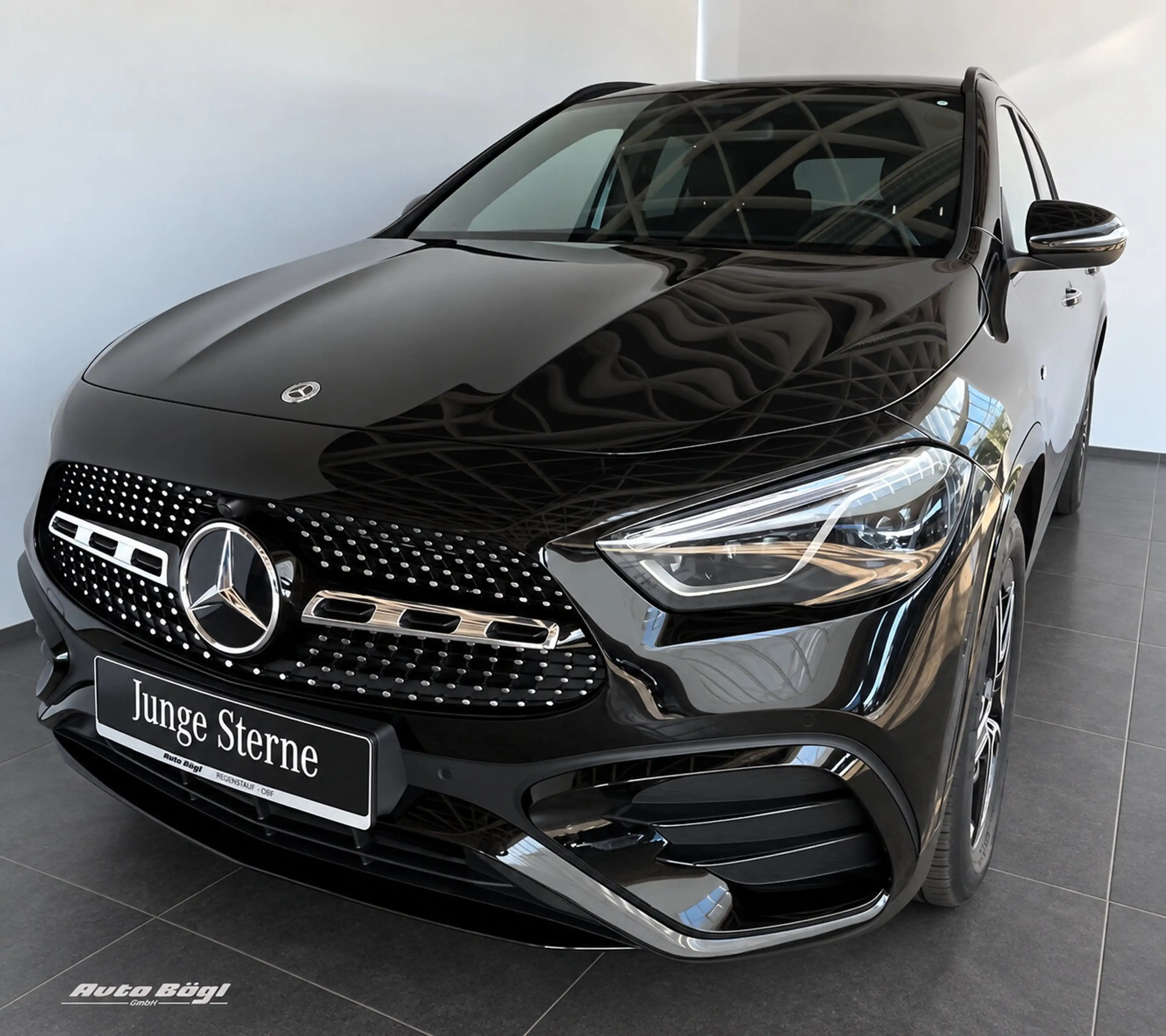 Mercedes-Benz GLA 250 GLA 250 e AMG Line/Night/Distr/Totw/Multibeam Navi — photo 3