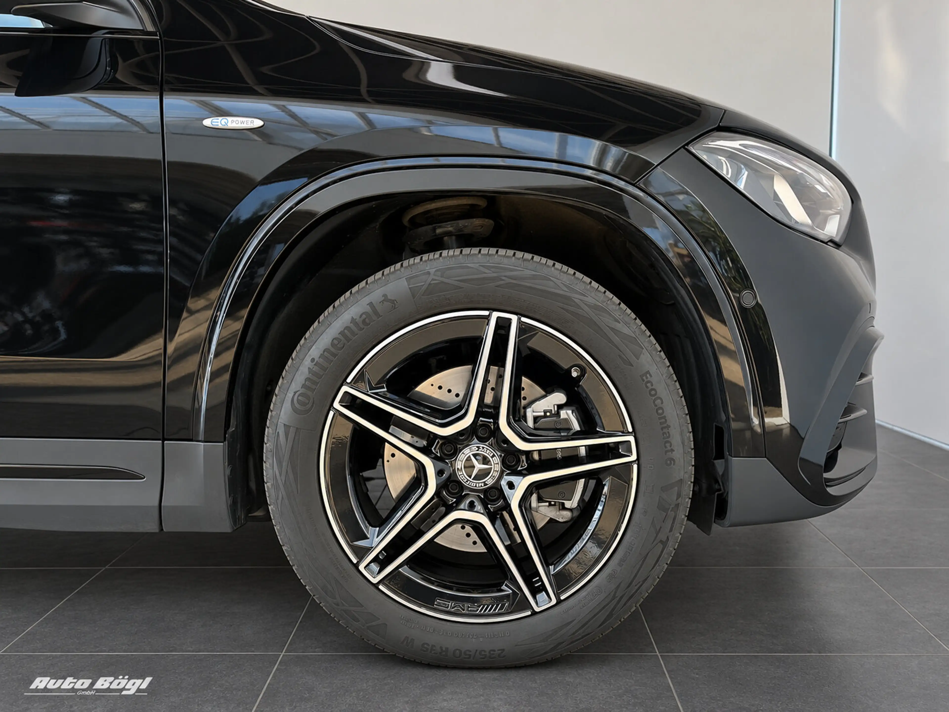Mercedes-Benz GLA 250 GLA 250 e AMG Line/Night/Distr/Totw/Multibeam Navi — photo 8