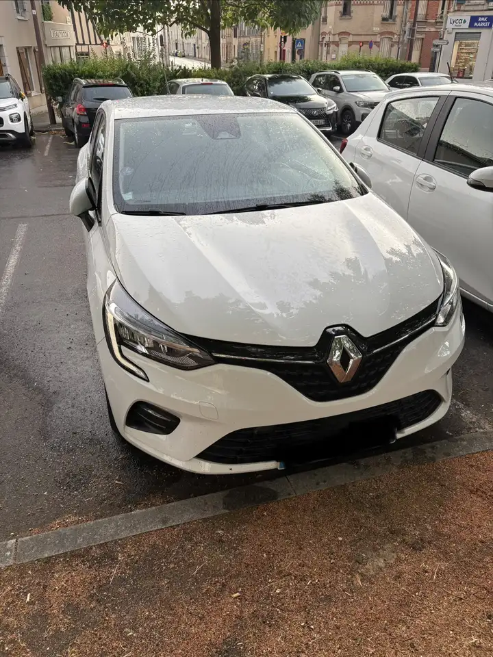 Renault Clio Citadine 3 portes — photo 2