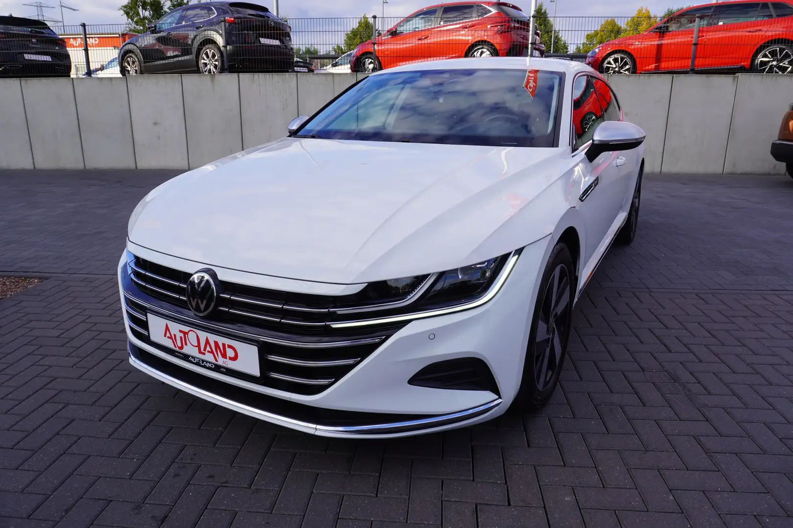 Volkswagen Arteon SB Elegance 1.4 TSI eHybrid DSG LED Navi Blanc - 1