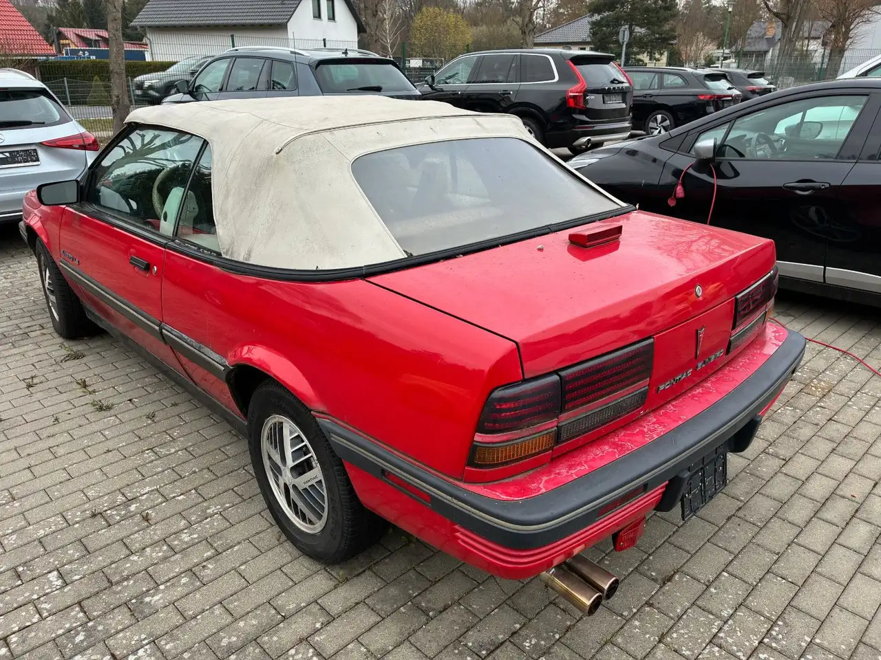Pontiac Sunbird, foto 3