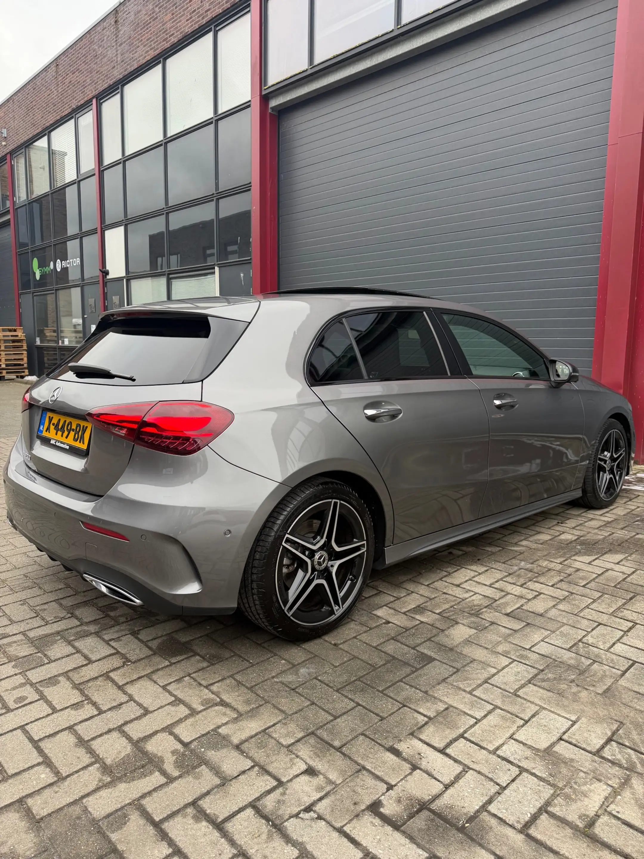 Mercedes-Benz A 200 AMG Line | FULL | PANO | SFEER | HEAD-UP | MEMORY — photo 8