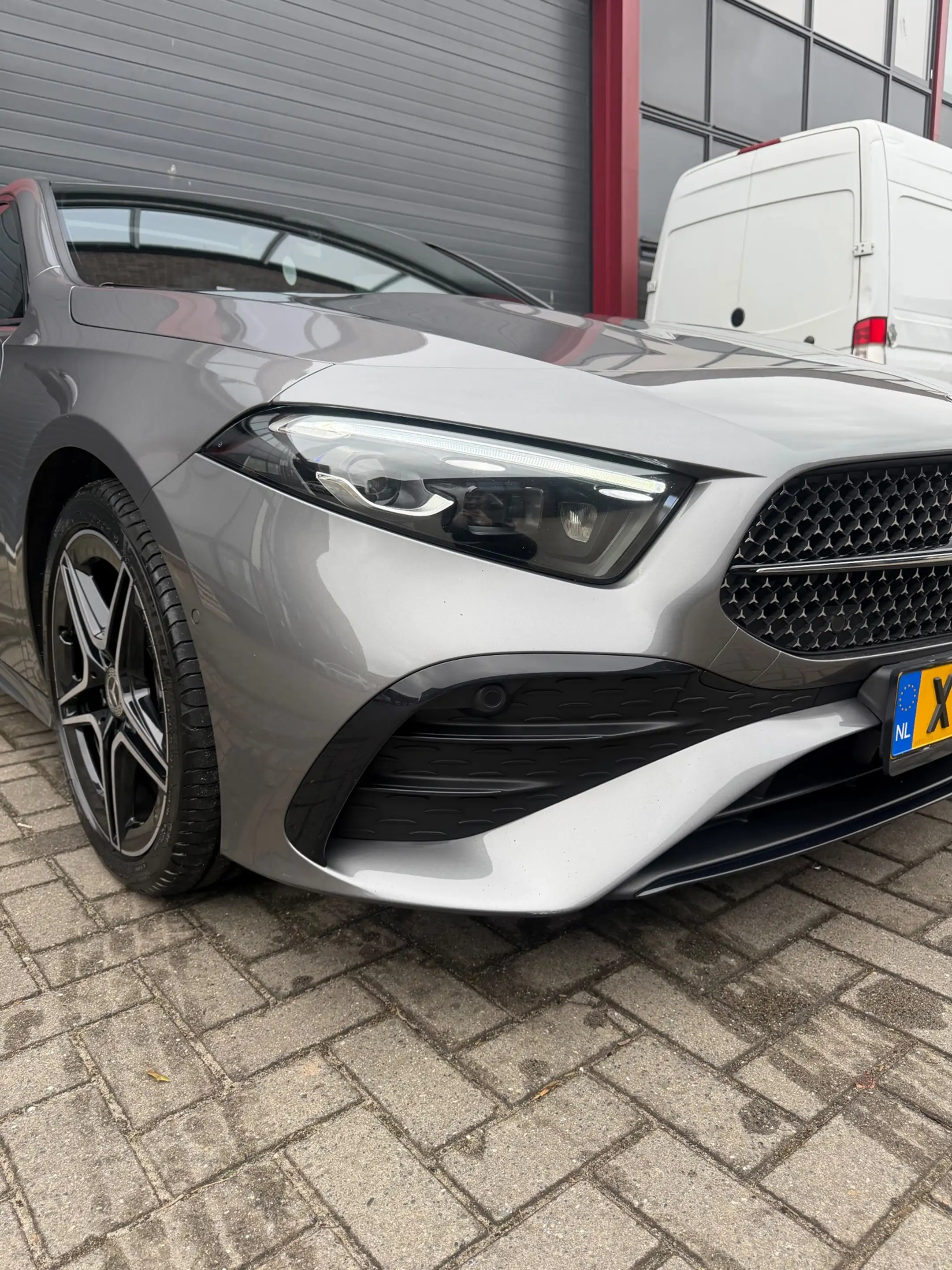 Mercedes-Benz A 200 AMG Line | FULL | PANO | SFEER | HEAD-UP | MEMORY — photo 11